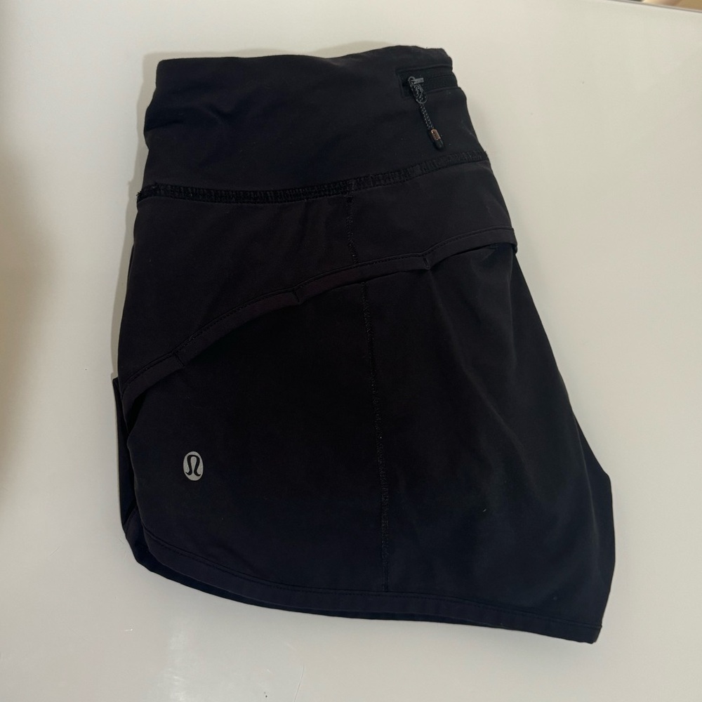 Black Lululemon Speed Up Low-Rise Lined Short 2.5" Size 4